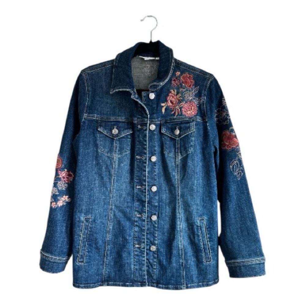 Absolutely Stunning Chico’s Embroidered Denim Jacket sz 1 Med